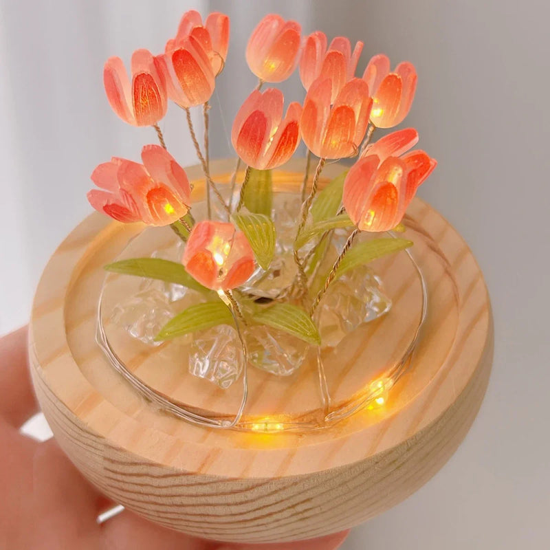 Mini Abajur de Tulipa® – Um Presente Feito à Mão Que Encanta e Ilumina