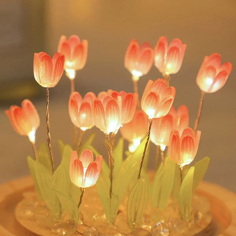Mini Abajur de Tulipa® – Um Presente Feito à Mão Que Encanta e Ilumina