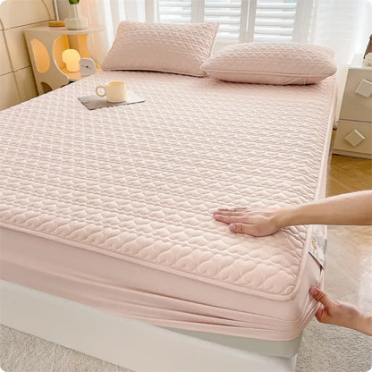 Capa de Colchão Impermeável Quilt + Fronhas - Rosa / Queen (1.60x2.00m) - Capa de Colchão Impermeável