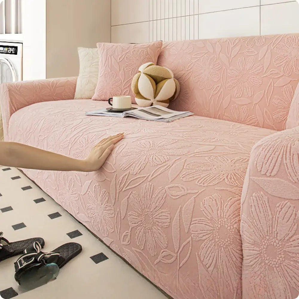 Capa de Sofá Bloom Premium | Textura Floral em Relevo e Toque Aconchegante - Capa de Sofá