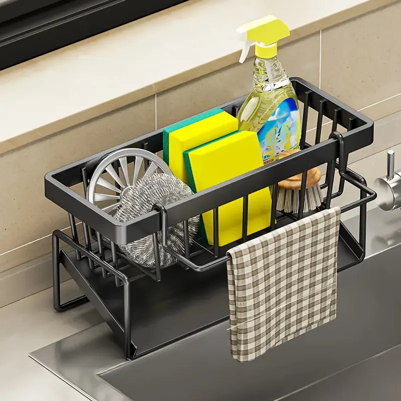Cozinha Pequena Organizada: 5 Acessórios Inteligentes para Ganhar Espaço na Pia